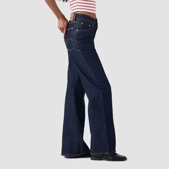 Levi's Women's Middy Loose Bootcut Jeans - Shaded View 27 - Picture 2 of 8